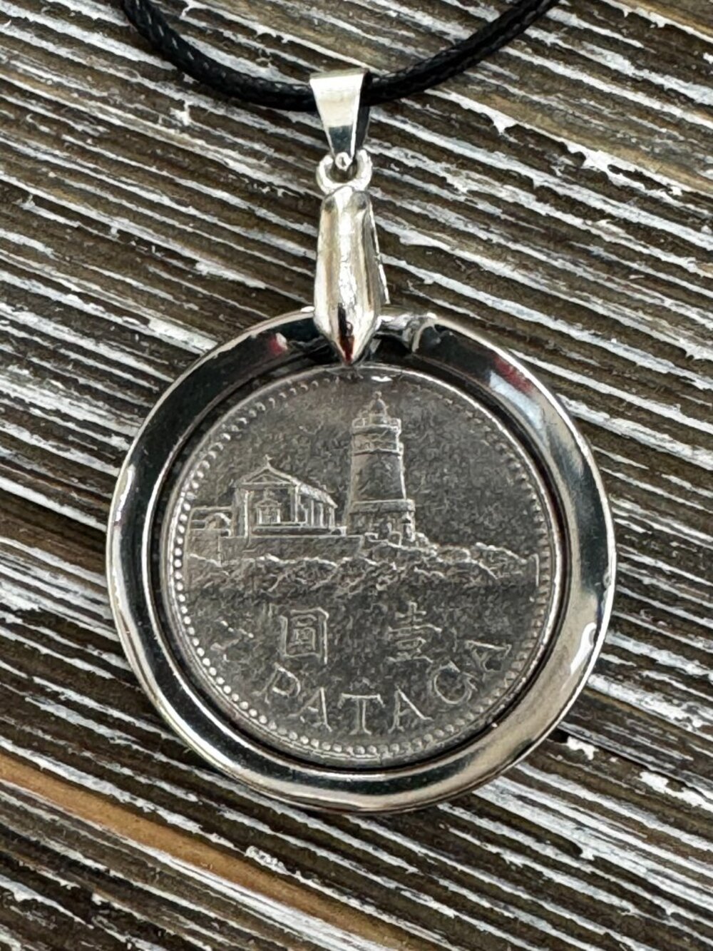 2003 Macau 1 Pataca Coin Pendant, Handcrafted Vintage Coin Resin Necklace